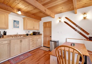 Cedar Chalet- Sugarloaf Retreat w/Hot Tub