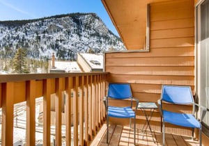 Cedar Lodge 305
