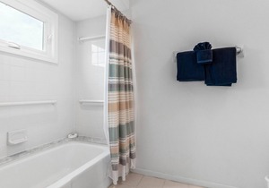 Cedars East #511: 2 BR / 2.5 BA Townhome on Longboat Key by RVA, Sleeps 6