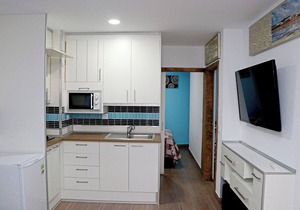 Central apartment for 4 people