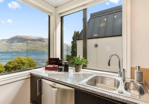 Central Luxury at 408 The Beacon | Hot Tub | 2 Bed | 2 Bath