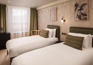 Central Park Hotel
