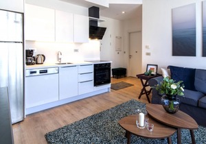 Central Residence Flat near Metro in Kartal