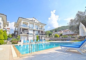 Centrally located 3 bedroom 3 bathroom apartment with FREE WIFI