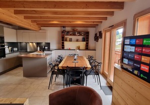 Chalet Arpitan: stunning panoramic mountain view, wifi, parking