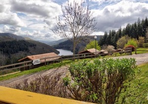 Chalet de Montagne avec Terrasse, 2 Chambres, Activités Plein Air et Animaux Acceptés - FR-1-496-244