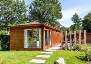 Chalet in Harderwijk with garden, terrace and shared pool