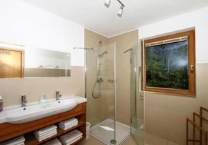 Chalet in Zell am Ziller near Ski Lifts