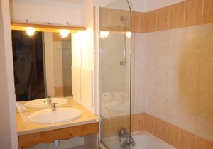 Chalet Mitoyen 3 Pièces 6 Pers. avec Terrasse et Piscine Chauffée - Superdevoluy - FR-1-504-477