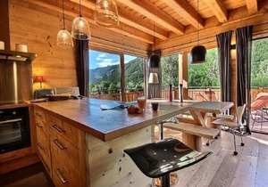 Chalet Prestige cheminée vue excep serrechevalierholidays