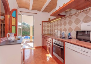 Chalet Villa El Pinar 4 with Pool, Wi-Fi, A/C & Terraces