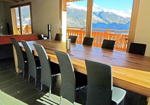 Chalet, wifi, balcony, fireplace or stove, parking, tv, ski locker, 150m², Thyon