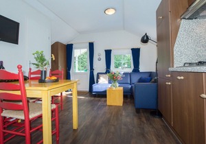 Chalet with dishwasher, in natural environment