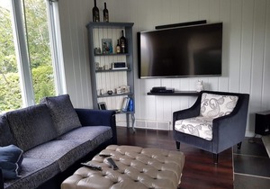 Chalet with Private Pool in the Summer, View of Avila Slopes, 5 mins to St Sauveur