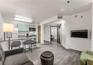 Chandler 1bd King Deluxe