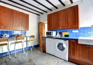 Chapel House - Four Bedroom House, Sleeps 8