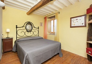 characteristic holiday home in tuscan hamlet