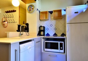 Charmant 2 pièces pour 5 pers. à 1 min. des pistes, balcon exposé Sud/Ouest, Wi-Fi et parking gratuit - FR-1-329-55