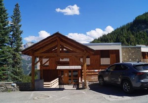 Charmant appartement à Pra-Loup avec terrasse, parking, et accès facile aux pistes - FR-1-165A-65