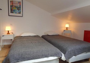 Charmant Gîte dans les Monts du Lyonnais avec Jardin, Terrasse et Confort Moderne - FR-1-496-174
