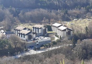 Charmant Studio à Brides-les-Bains avec Balcon, Parking et Wifi Inclus - FR-1-512-249