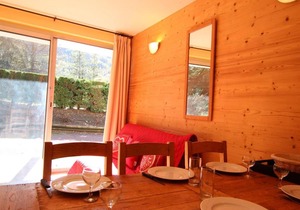 Charmant T2 avec coin montagne, proche pistes et commerces, 6 couchages, terrasse, Serre Chevalier - FR-1-330E-104