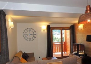 Charmant triplex 3* avec parking, WiFi, proche centre village - FR-1-598-32