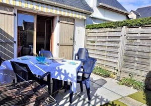 Charmante Maison avec Piscine, Tennis, Proche Mer - Idéal Famille - FR-1-392-140