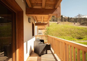 Charmette: 1-bedroom apt with parking, terrace, ski locker