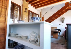 Charming rural house with swimming pool 3 km from the city of Granada. parking