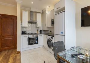 Charming 1 Bed Apartment Kensington Olympia