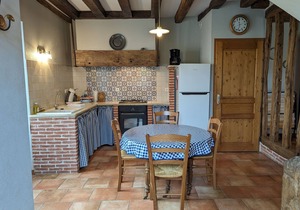 Charming 17th-Century Country House with Garden, BBQ, Terrace, and Ping-Pong Near Fontainebleau