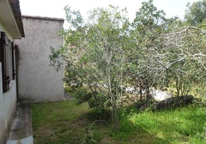 Charming 2BR Mini-Villa, 100m to Santa-Giulia Beach, Terrace, BBQ, Private Parking, A/C in Living Room