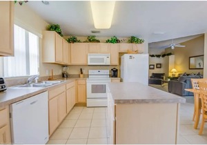 Charming 3Bed/2Ba Home, Heated Pool/Spa/Close to Disney, Universal, Golf Course.