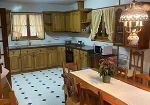 Charming 8-Bed Villa in Girona
