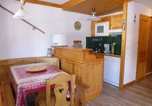 Charming Apartment in Prime Location - Central Pralognan-la-Vanoise