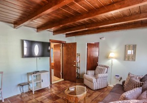 Charming beach home on quiet street, walk to beach + town