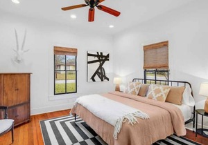 Charming bungalow & studio near downtown & SoCo