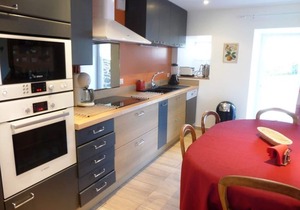 Charming cottage with terrace, near winter sports, pets allowed