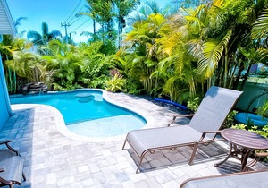 Charming cottage with Pool, close to the Beach! Don't Miss Out!