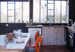 Charming Countryside House, 10 min from Le Mans, Close to A11, with Private Terrace