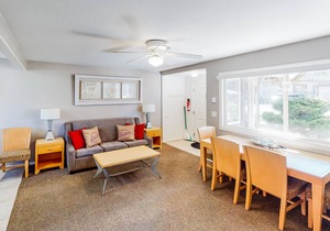 Charming, Dog-Friendly Cabana with Ocean Views & Easy Beach Access