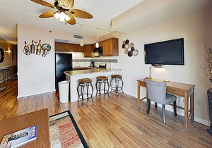 Charming Downtown Condo with Balcony Overlooking the Cape Fear River