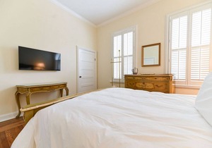 Charming downtown Edenton location with homemade breakfast daily