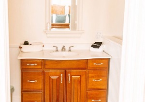 Charming downtown Edenton location with homemade breakfast daily