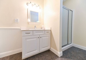 Charming downtown Edenton location with homemade breakfast daily