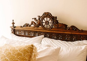 Charming downtown Edenton location with homemade breakfast daily