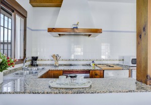 Charming Home Casa Villanueva 4 with Private Pool, Garden & Wi-Fi