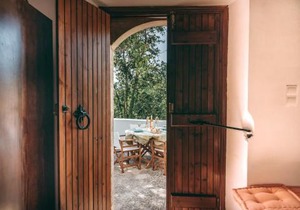Charming House in Ρούστικα with Mountain View