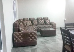 Charming House in Curepipe + Garden